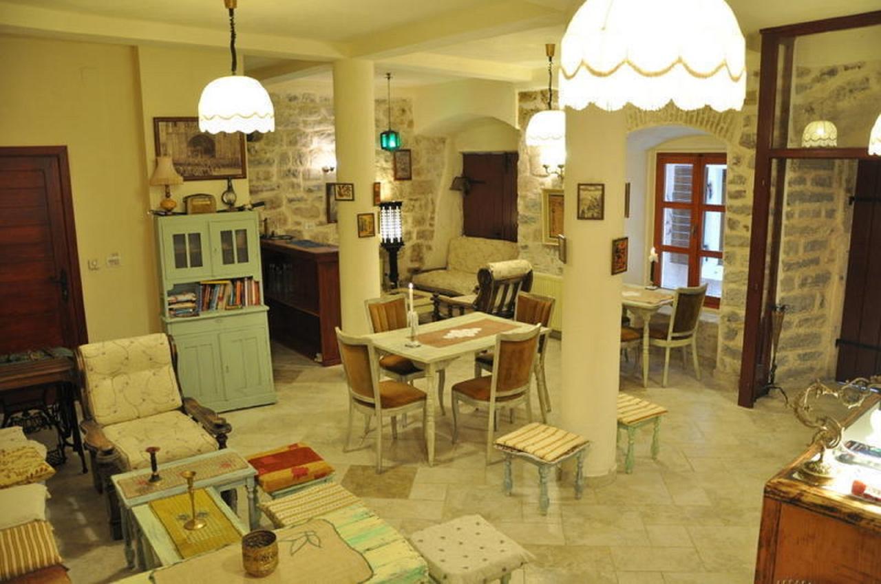 Old Town Youth Hostel Κότορ Εξωτερικό φωτογραφία